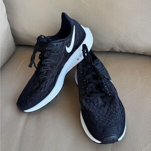 Nike air zoom Pegasus Size 7,5